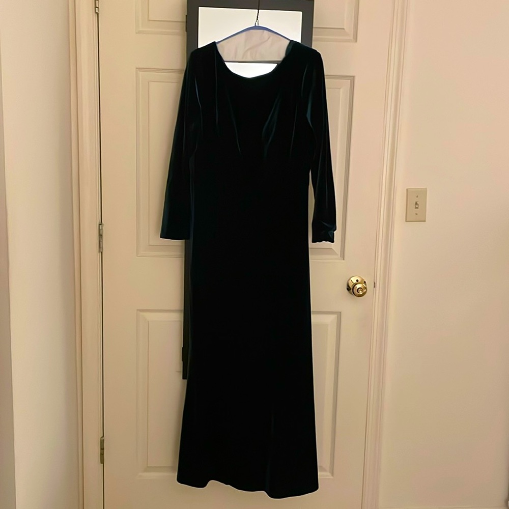 Revelry Green Velvet Long Sleeve Evening Gown